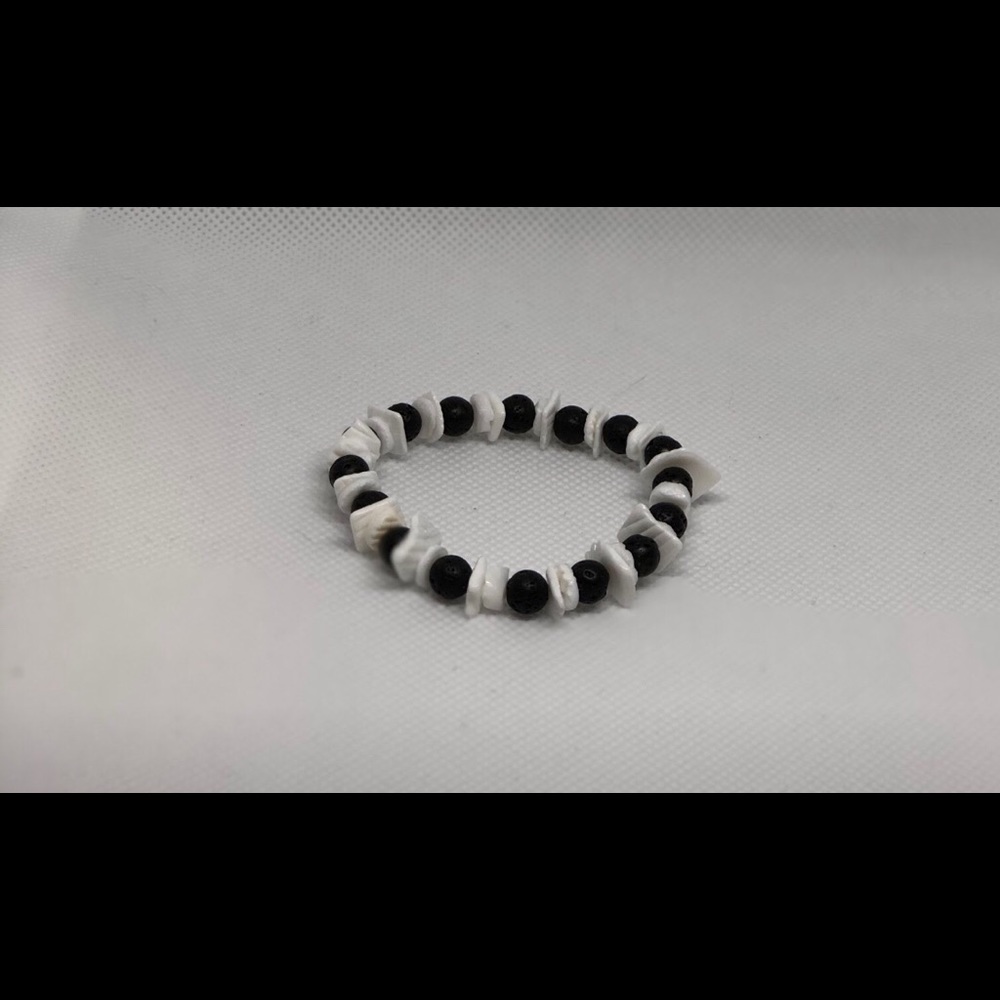 Elastic bracelet